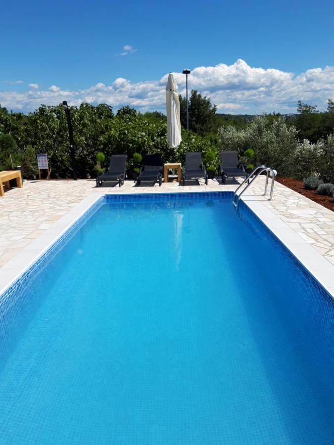 Casa Nora Adriatica Villa Vilanija Kültér fotó